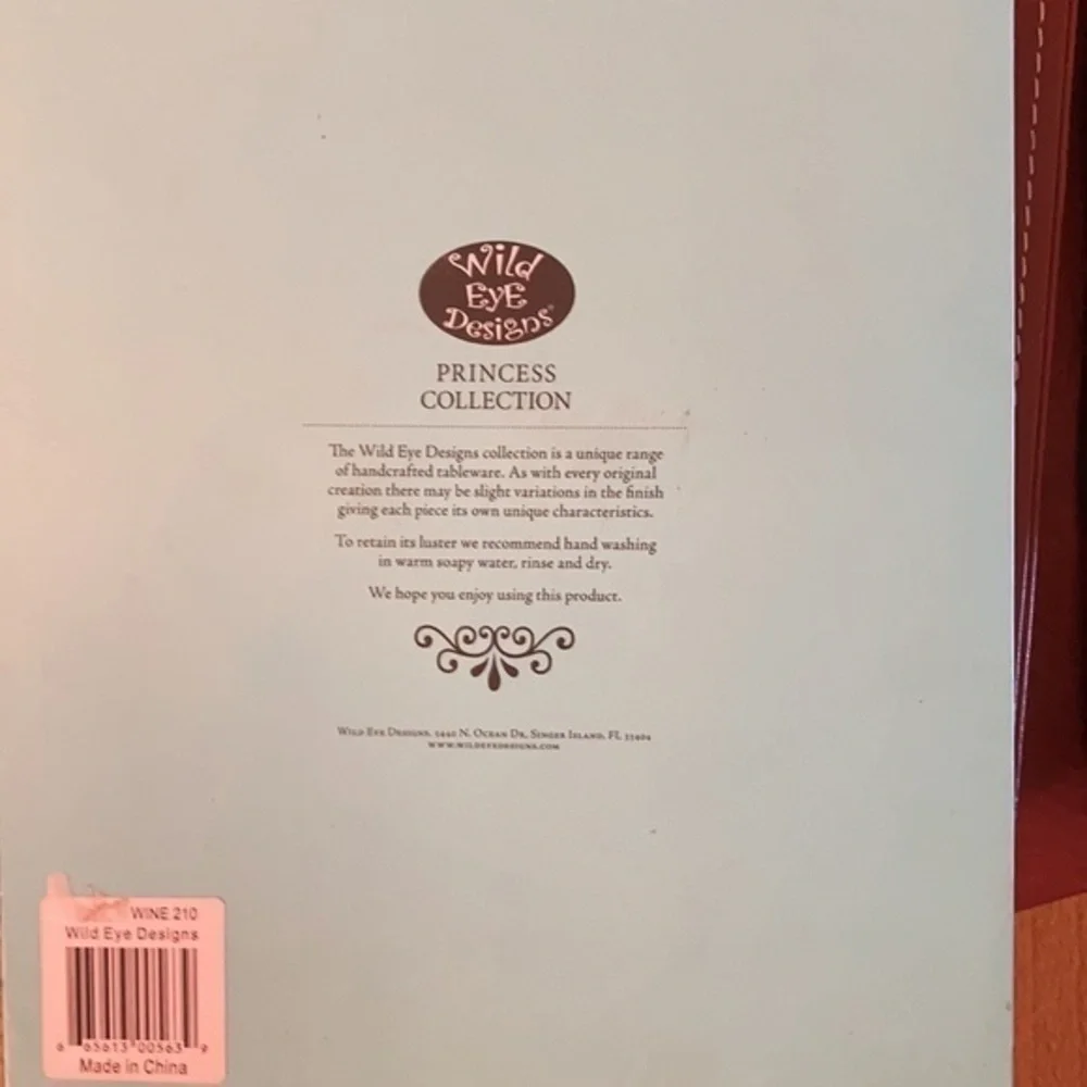 Wild By Design 9 piece “princess collection” wine set in box - never used